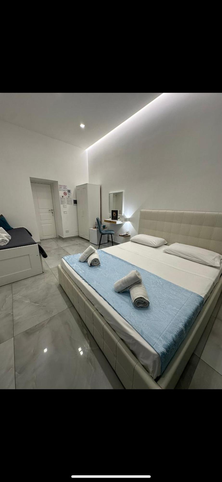 Barbaro Suite&Apartment Napoli Exterior foto
